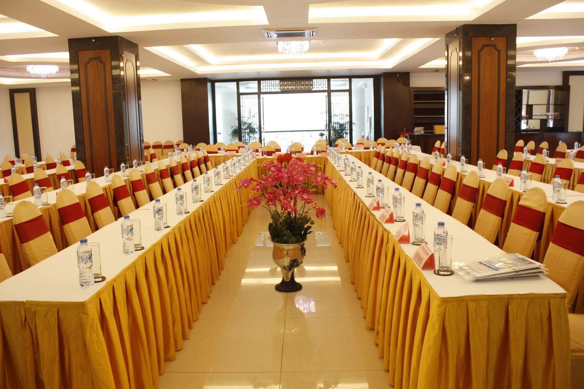 Muong Thanh Quy Nhon Hotel Buitenkant foto